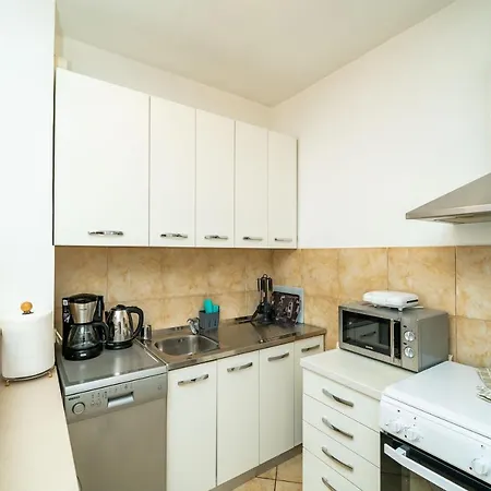 Down Town - Centre * ドゥブロブニク