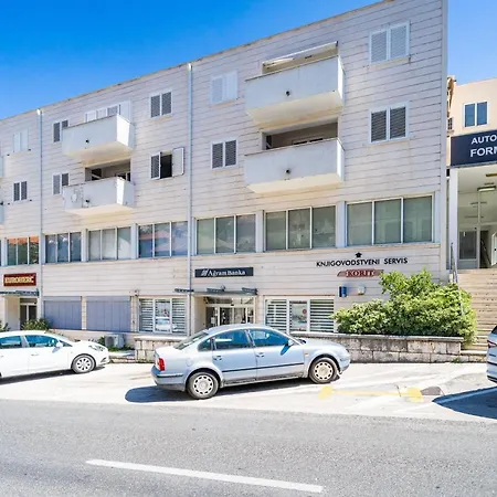 Down Town - Centre アパート